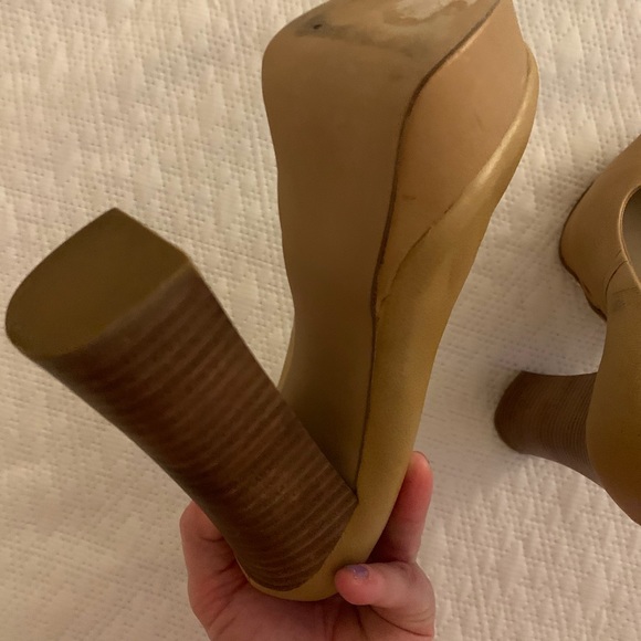 Shoes - Picture 8 of 8